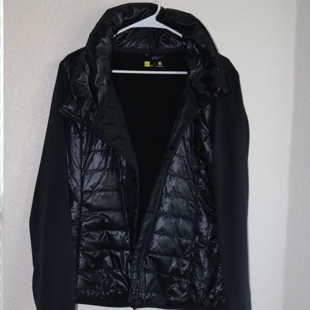 Xersion Black Athletic Puffer Jacket with Crossbody Zipper and Thumb Holes